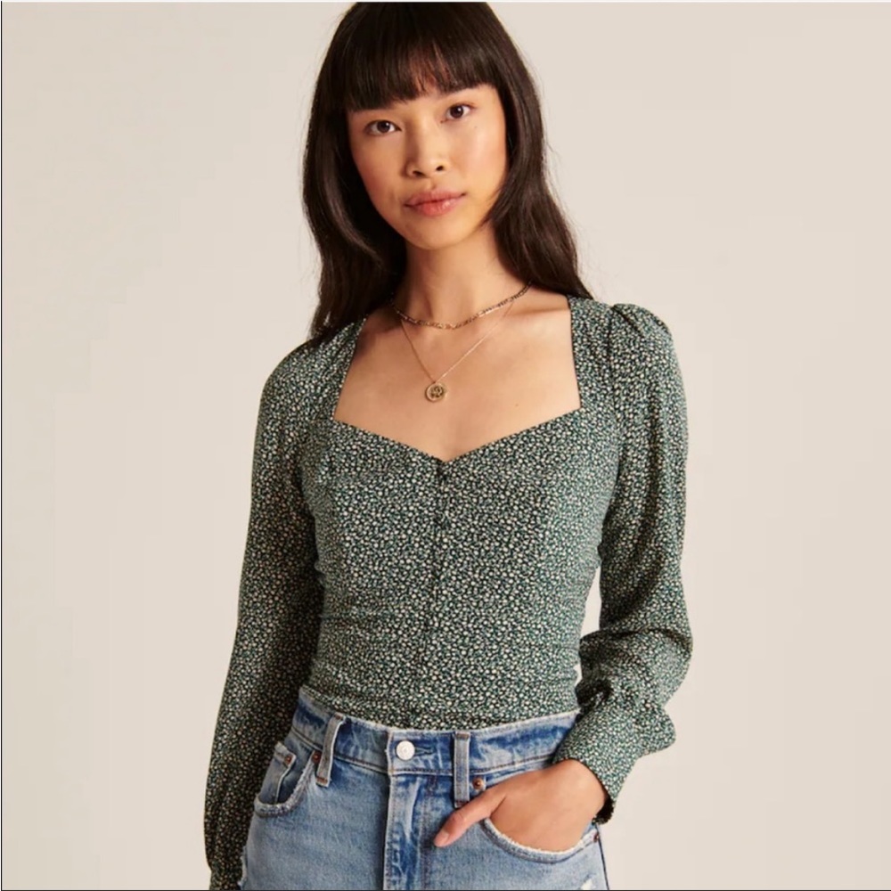 Abercrombie & Fitch Long Sleeve Button Through V-Neck Top